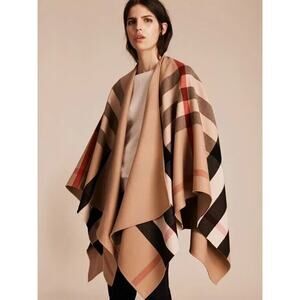 NWT BURBERRY CHARLOTTE CAMEL WOOL CHECK REVERSIBLE CAPE PONCHO 140X140 $1K ITALY